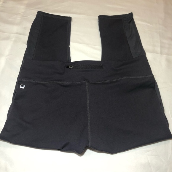 Fabletics Pants - Fabletics Capri Leggings with Mesh Panels Size L